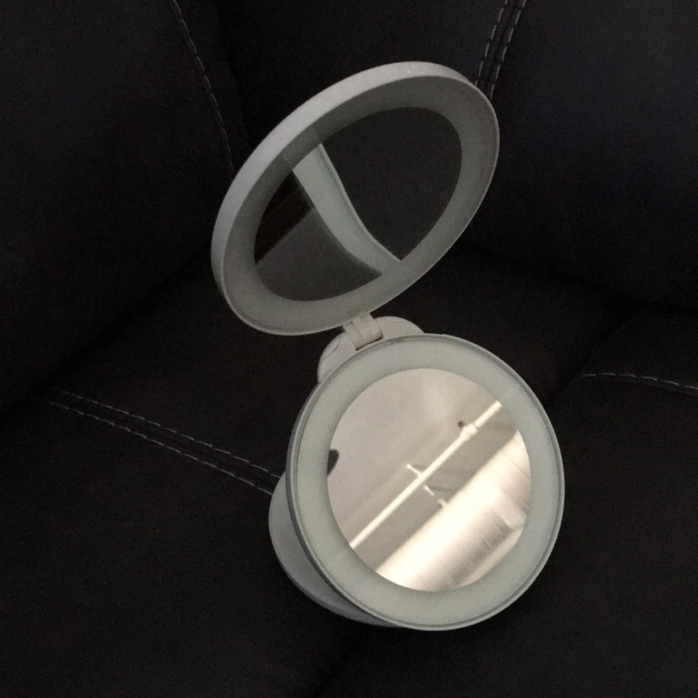 Travel Lighted Makeup Mirror